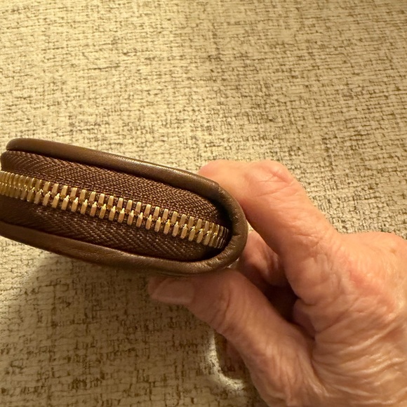 Dooney & Bourke Brown Leather Vintage Coin Purse 3.5x3 EUC - Picture 5 of 7